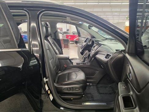 Used 2018 Chevrolet Equinox Premier FWD image 10