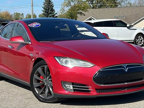 Used 2016 Tesla Model S P90D image 2
