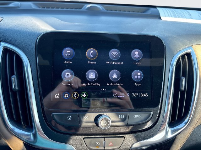 Used 2022 Chevrolet Equinox Premier AWD/4WD image 16