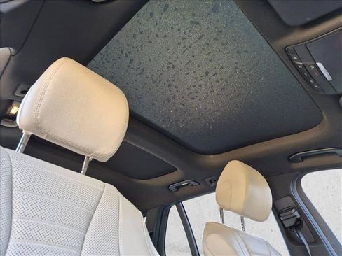 Certified 2019 Mercedes-Benz E 450 4MATIC Wagon image 21