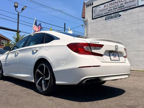 Used 2019 Honda Accord Sport image 8