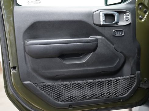 Used 2021 Jeep Wrangler Unlimited Sport AWD/4WD image 16
