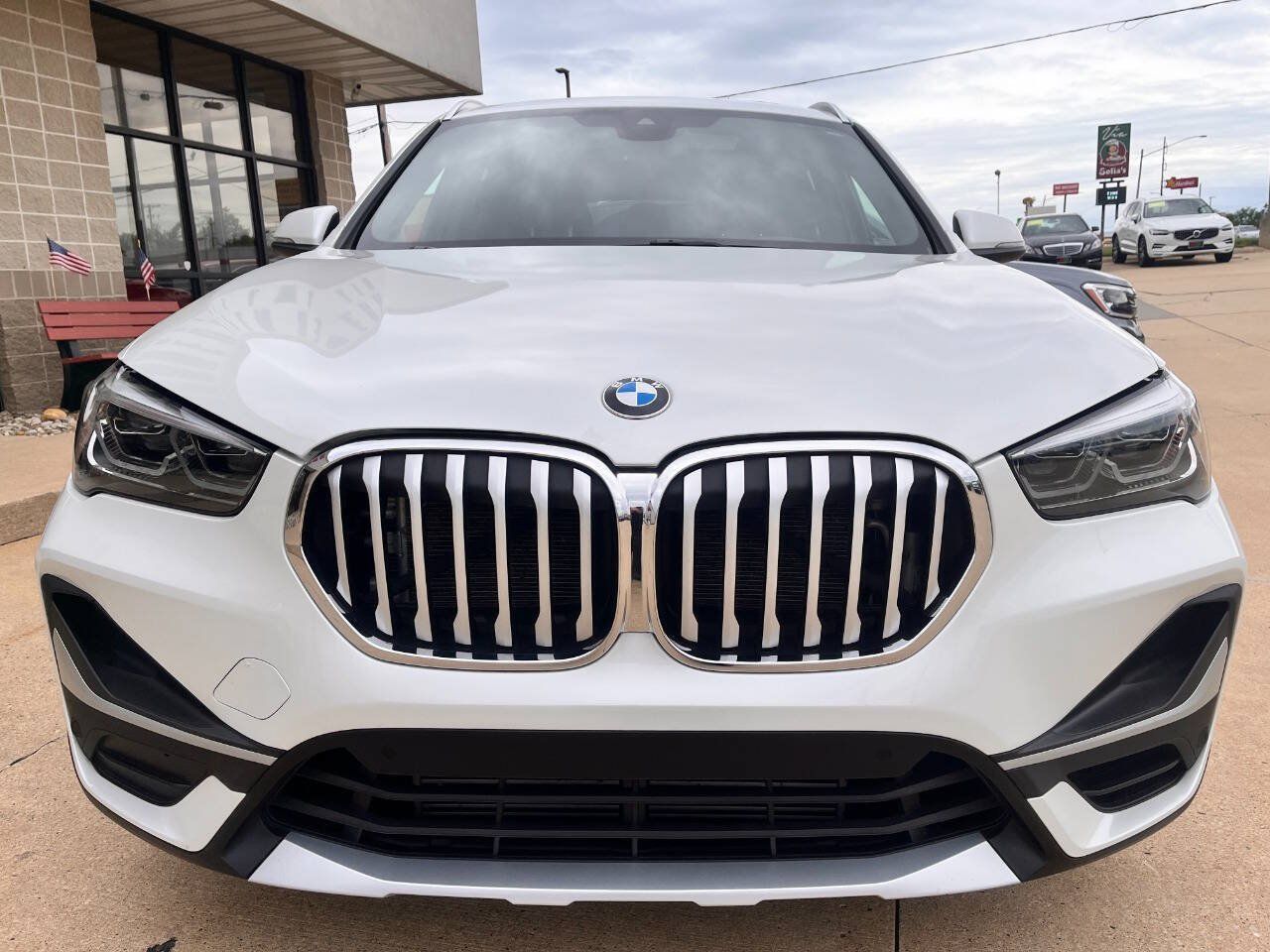 Used 2022 BMW X1 xDrive28i w/ Premium Package AWD/4WD image 7
