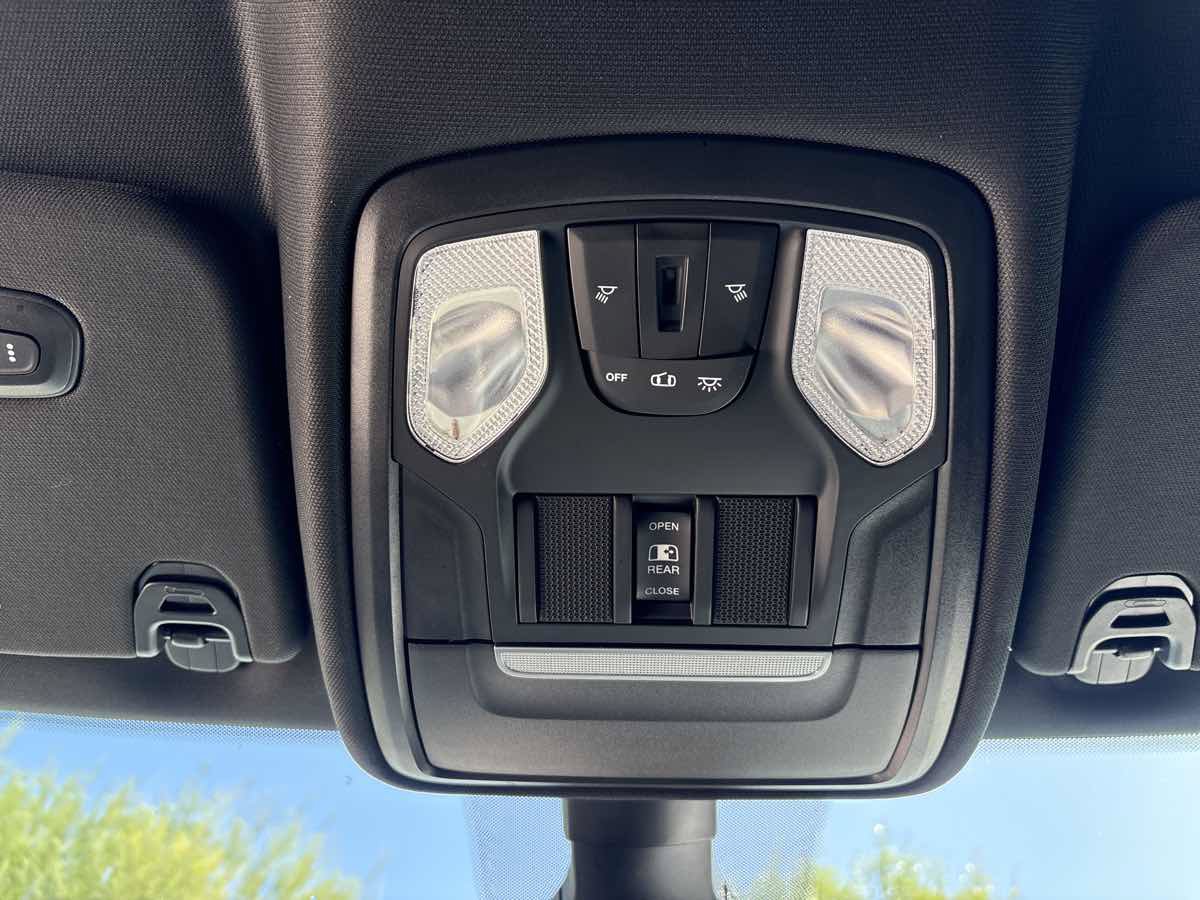 Used 2020 RAM 1500 Big Horn RWD image 25
