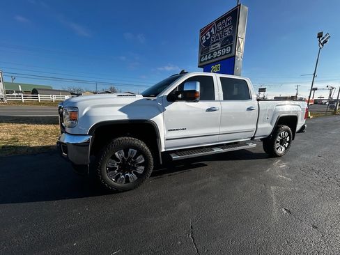 Used 2018 GMC Sierra 2500 SLT w/ Duramax Plus Package image 7