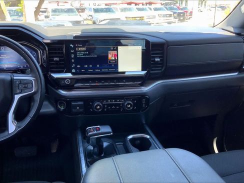 Used 2024 Chevrolet Silverado 1500 LT Trail Boss w/ Protection Package AWD/4WD image 7