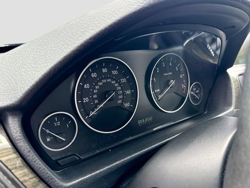 Used 2013 BMW 328i Sedan RWD image 12