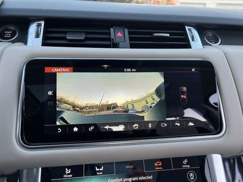 Used 2022 Land Rover Range Rover Sport HSE Dynamic image 24