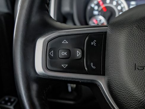 Used 2024 RAM 2500 Big Horn w/ Safety Group image 17