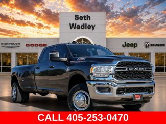Used 2024 RAM 3500 Tradesman w/ Chrome Appearance Group AWD/4WD video 1