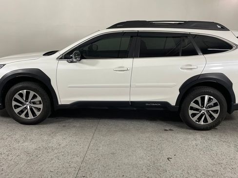 Certified 2024 Subaru Outback Premium AWD/4WD image 6