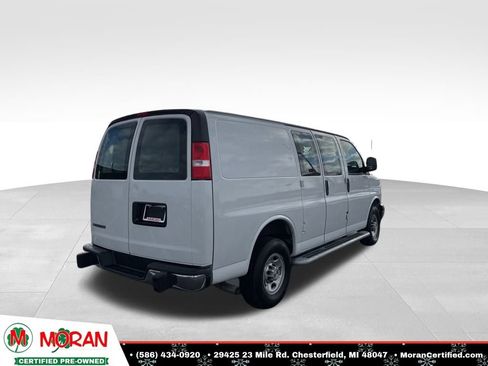 Used 2024 Chevrolet Express 2500 w/ Driver Convenience Package image 5