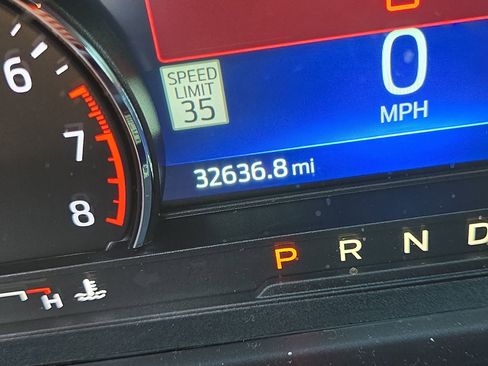 Used 2023 Ford Explorer XLT w/ Equipment Group 202A image 15