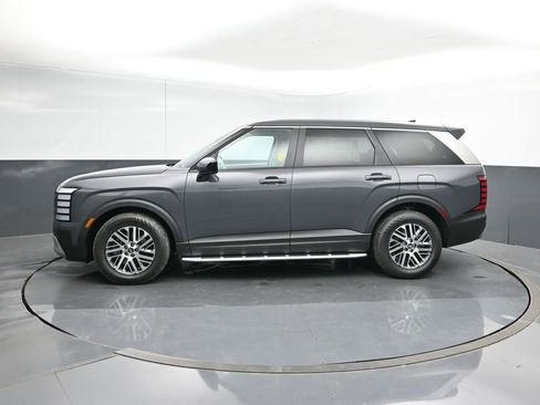 New 2026 Hyundai Palisade SE FWD image 2
