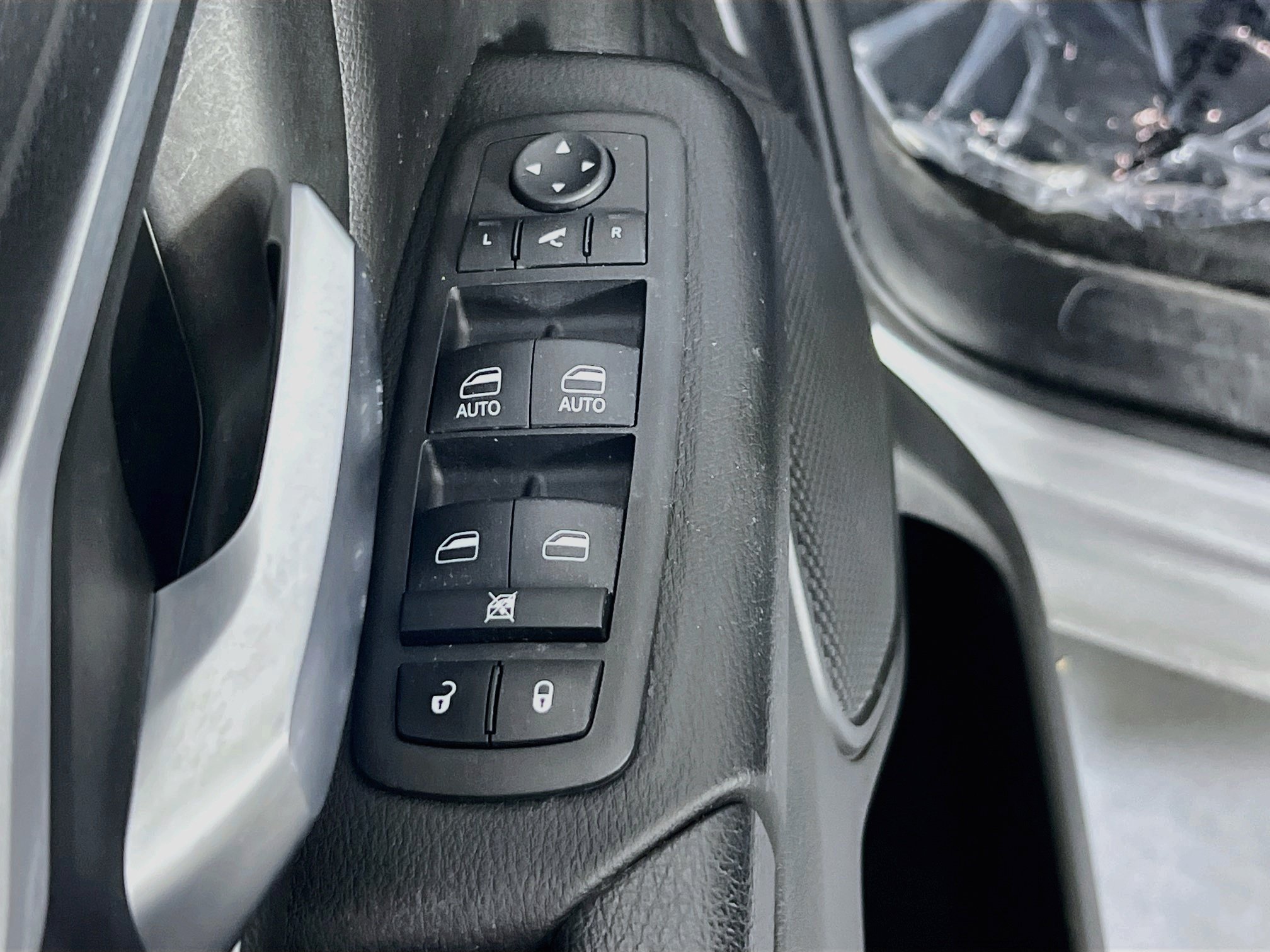 Used 2023 RAM 1500 Big Horn AWD/4WD image 18