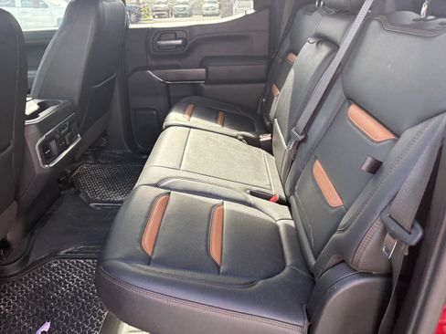 Used 2021 GMC Sierra 1500 AT4 w/ AT4 Value Package AWD/4WD image 9