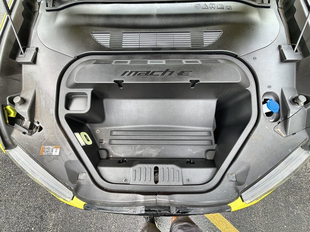 Used 2025 Ford Mustang Mach-E GT AWD/4WD image 18