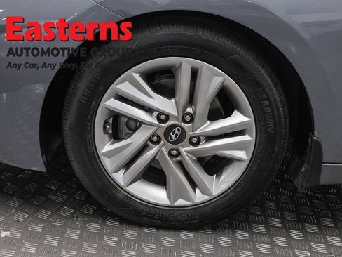 Used 2019 Hyundai Elantra Value Edition w/ Cargo Package FWD image 32