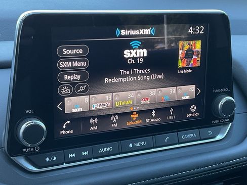 New 2026 Nissan Rogue S image 27