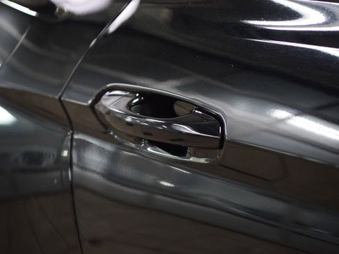 Used 2020 Ford Mustang Shelby GT350 w/ Technology Package image 21