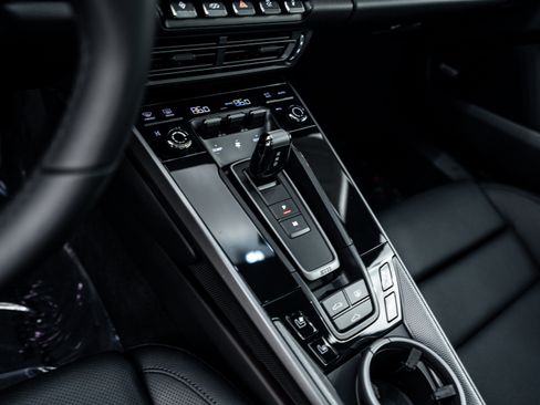 Certified 2021 Porsche 911 Carrera image 15