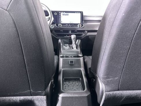 Used 2024 Chevrolet Colorado W/T image 22