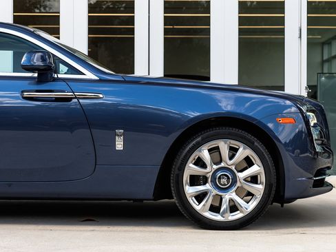 Certified 2017 Rolls-Royce Wraith image 5