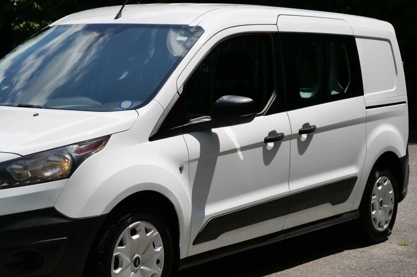 Used 2015 Ford Transit Connect XL FWD image 38