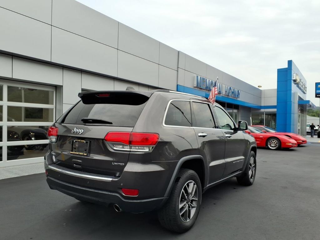 Used 2019 Jeep Grand Cherokee Limited AWD/4WD image 7