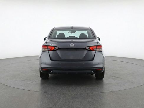 Used 2025 Nissan Versa SV image 7