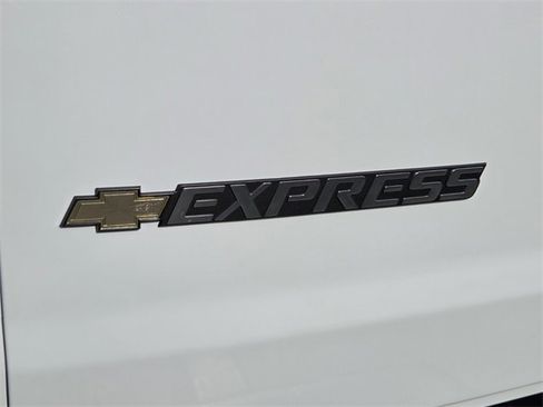 Used 2024 Chevrolet Express 2500 w/ Driver Convenience Package image 16