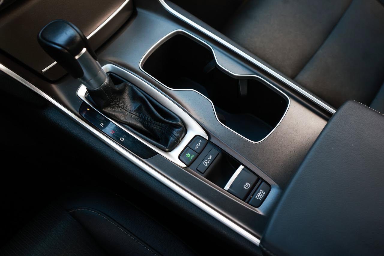 Used 2022 Honda Accord Sport image 39