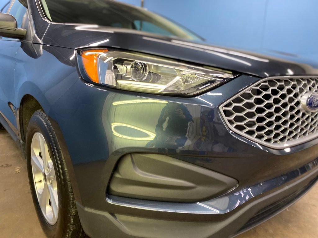 Used 2024 Ford Edge SE AWD/4WD image 4