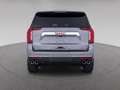 Used 2021 GMC Yukon XL Denali w/ Denali Premium Package RWD image 7