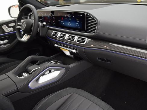 New 2026 Mercedes-Benz GLE 53 AMG 4MATIC image 14