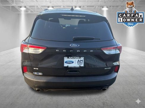 Used 2022 Ford Escape SE w/ SE Sport Appearance Package AWD/4WD image 8