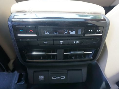 Used 2024 Acura MDX FWD w/ Technology Package image 16
