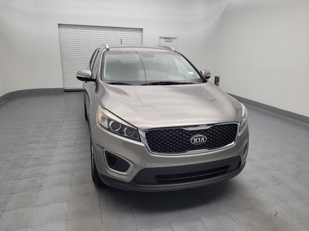 Used 2017 Kia Sorento AWD image 14
