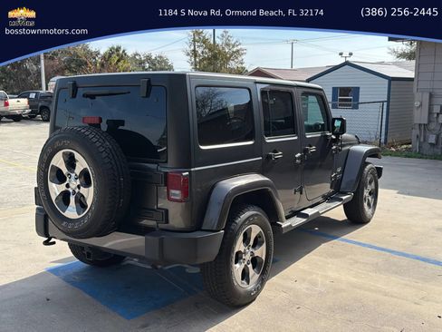 Used 2018 Jeep Wrangler Unlimited Sahara w/ Connectivity Group image 5