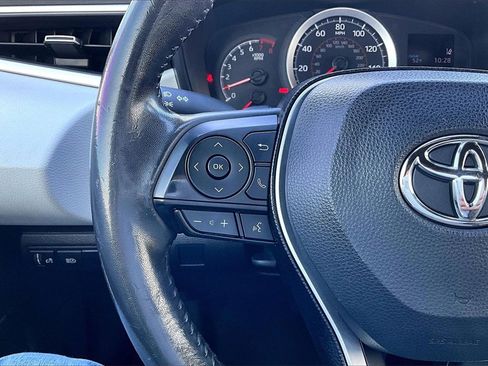 Used 2021 Toyota Corolla SE image 18