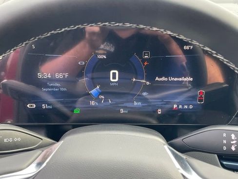 New 2025 Chevrolet Equinox EV LT image 21