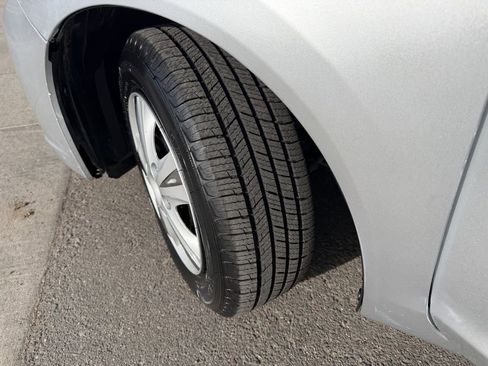 Used 2014 Honda Civic LX image 24