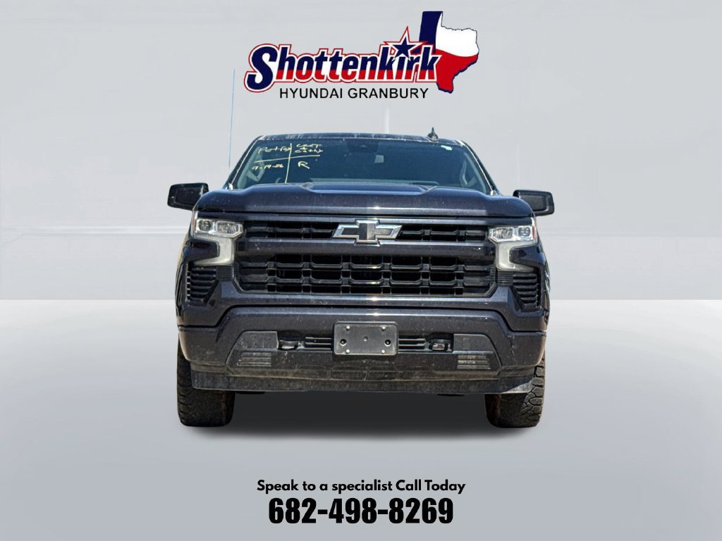 Used 2022 Chevrolet Silverado 1500 RST w/ Z71 Off-Road Package AWD/4WD image 2