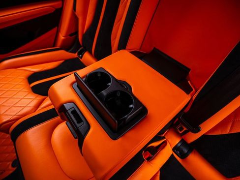 Used 2022 Lamborghini Urus AWD/4WD image 71