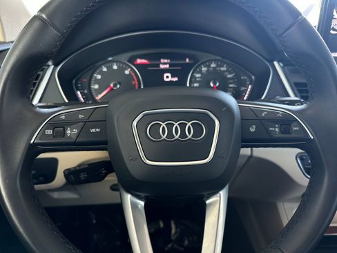 Used 2023 Audi Q5 2.0T Premium w/ Convenience Package AWD/4WD image 21