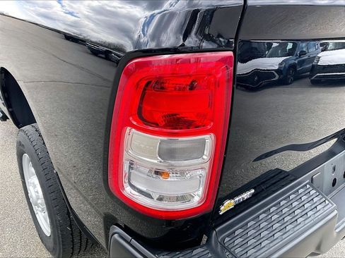Used 2024 RAM 2500 Tradesman w/ Convenience Group AWD/4WD image 31