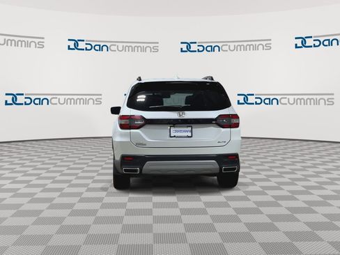 Used 2023 Honda Pilot Elite image 7