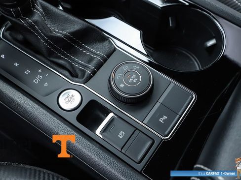 Used 2022 Volkswagen Atlas Cross Sport SE image 64