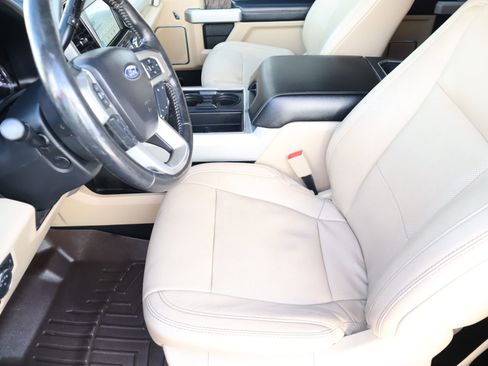 Used 2019 Ford F450 Lariat w/ Lariat Ultimate Package AWD/4WD image 30