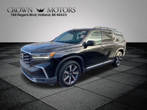 Certified 2024 Honda Pilot Elite image 9
